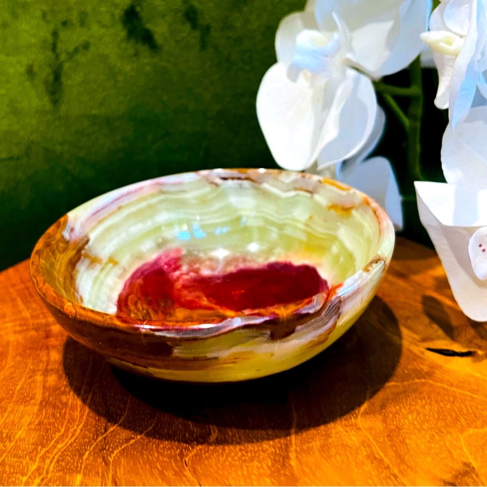 Banded green onyx dish 4”